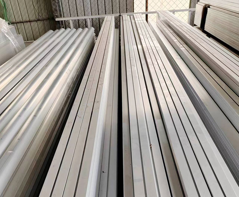 掛車鋁合金側邊防護欄