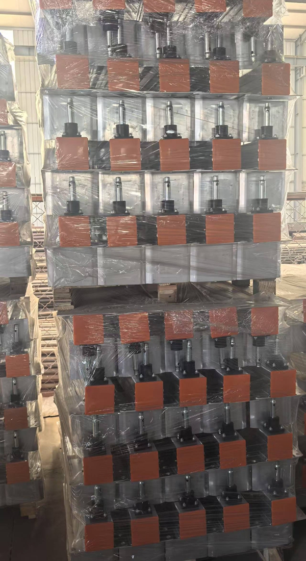 鋁合金半掛車支腿